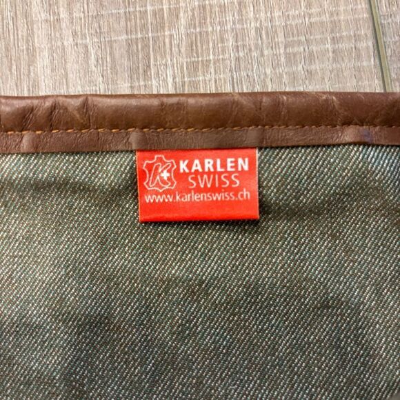 Karlen Swiss Wool Messenger Bag - Picture 5 of 9